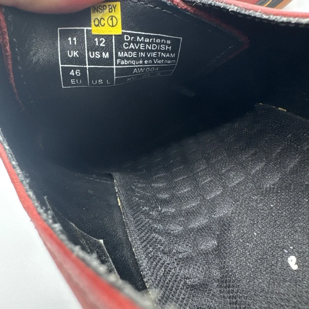 Dr. Martens product pair